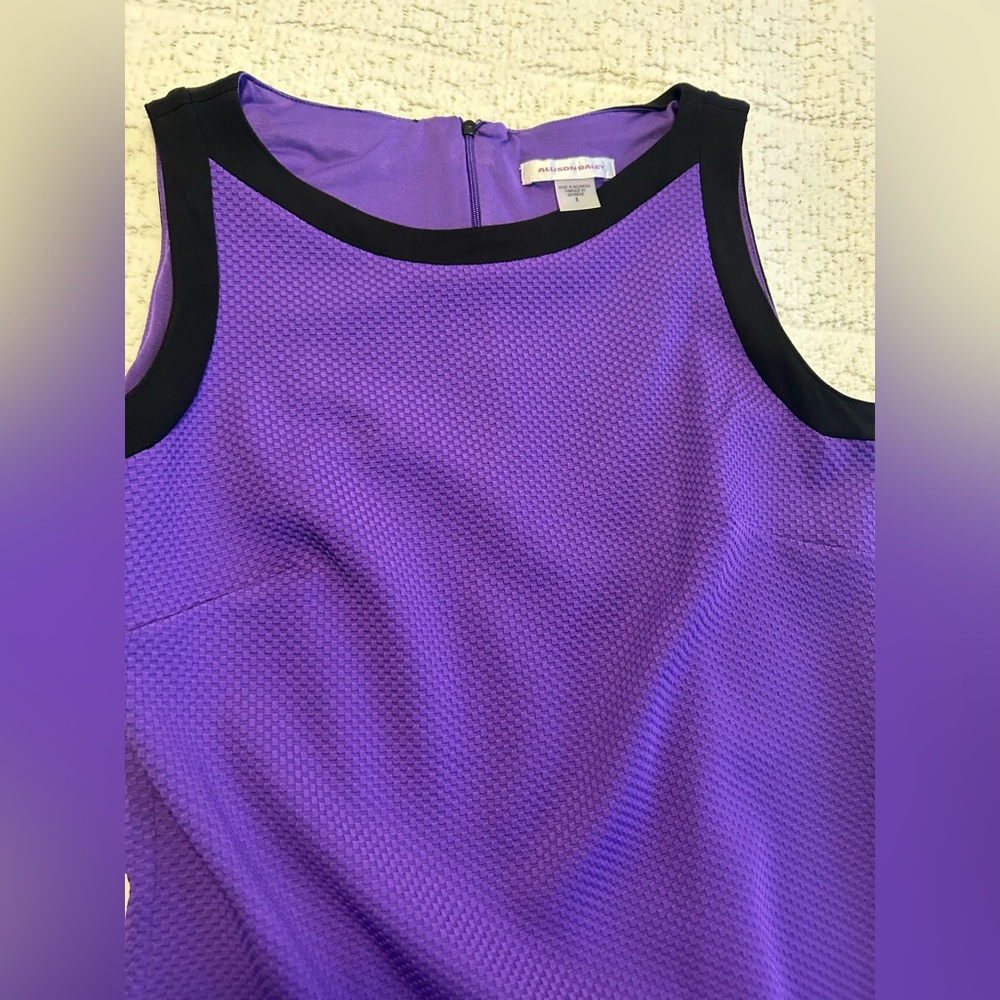 ALLISON DALEY Purple Sleeveless Dress with Black Contrast, excellent, size 8
